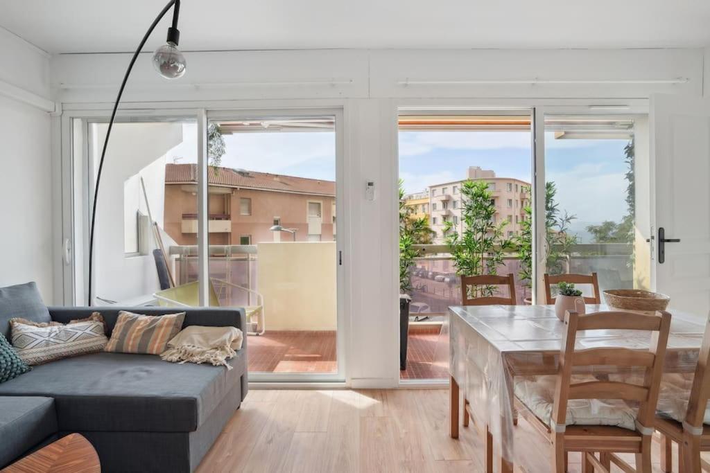 Charmant Appartement Vue Mer 7Eme - Plage 200M Marseille Bagian luar foto