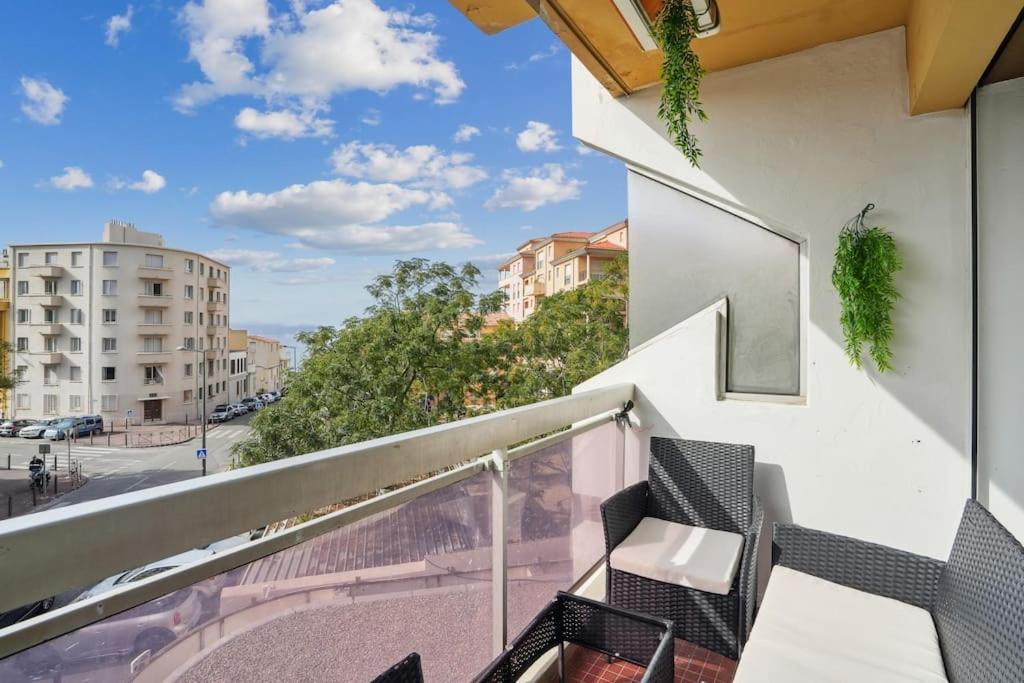 Charmant Appartement Vue Mer 7Eme - Plage 200M Marseille Bagian luar foto